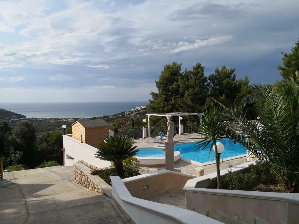 B&B Villa Nicoletta Peschici Luaran gambar